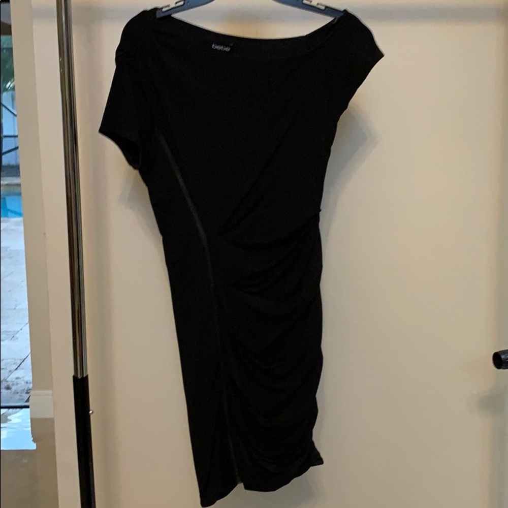 Black stretchy zip dress